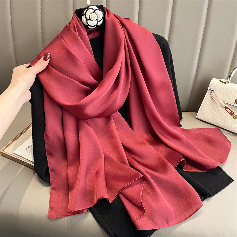 2024, роскошный брендовый весе – обзор и цена Scarf Silk Square